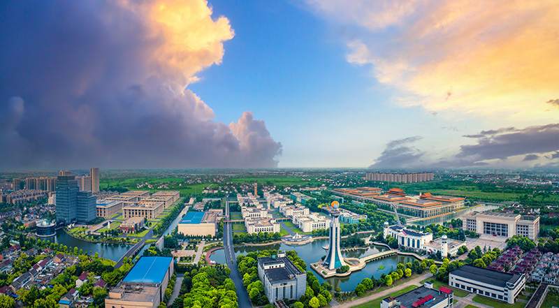 揚(yáng)子江新年獻(xiàn)詞|穩(wěn)中求進(jìn)，揚(yáng)帆駛向新航程