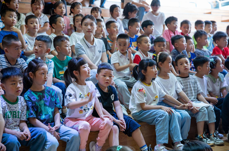 公益活動|海蓉藥業(yè)走進(jìn)校園開展兒童安全用藥公益科普活動